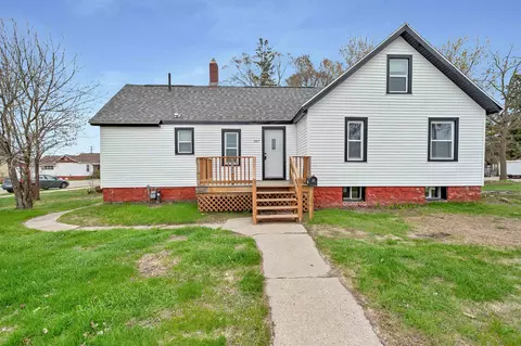 307 Ogden St, Marinette, WI 54143