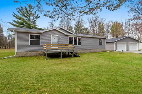 Exterior - n9149 Trails End Lane, Crivitz, WI 54114 photo 1 of 21