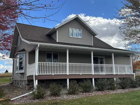 n9898 Wisconsin 110, Marion, WI 54950