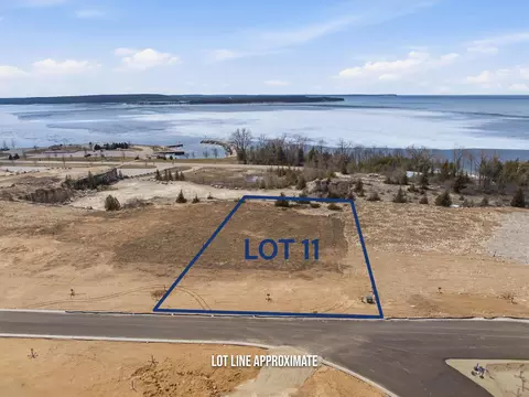 quarry bluff court, Sturgeon Bay, WI 54235