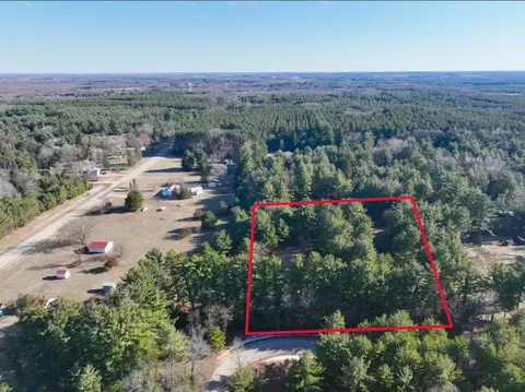 615 Phen Dr, Redgranite, WI 54970