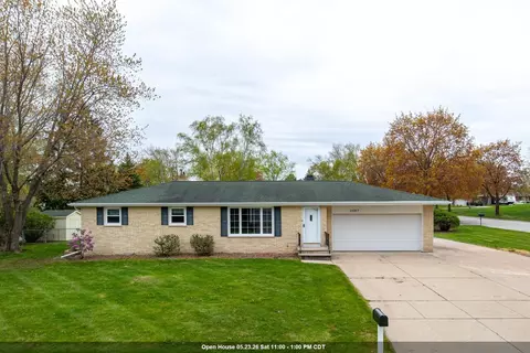 1087 Bethany Pl, Ashwaubenon, WI 54304