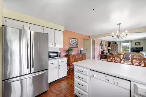 Kitchen - e5510 County Road K, Algoma, WI 54201 photo 2 of 2