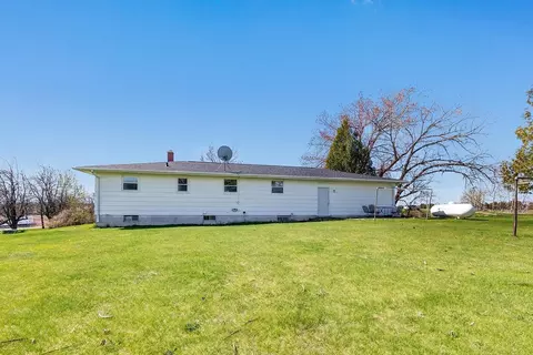 Exterior - e5510 County Road K, Algoma, WI 54201 photo 4 of 7