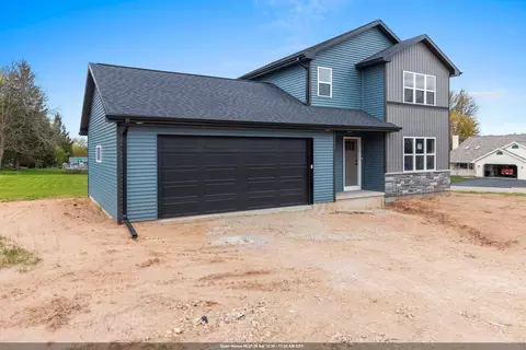 1801 Southland Ln, New London, WI 54961
