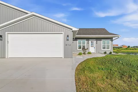 Exterior - 812 Lakeview Ln, Ripon, WI 54971 photo 2 of 6