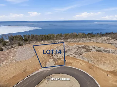 quarry bluff court, Sturgeon Bay, WI 54235