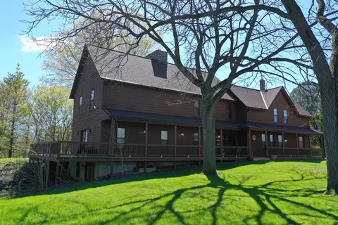 4002 Cty Rd I, Saukville, WI 53080
