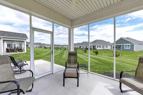 Exterior - 5668 N Kestrel Cir, Appleton, WI 54913 photo 3 of 4