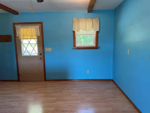 Living - 321 Lake Dr, Gresham, WI 54128 photo 3 of 3