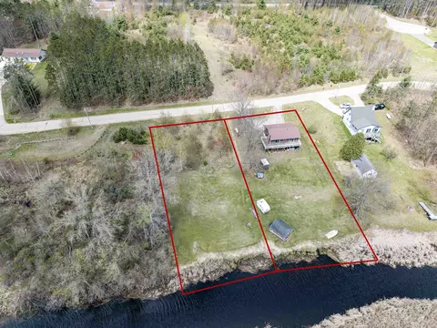View/Area - 321 Lake Dr, Gresham, WI 54128 photo 6 of 18