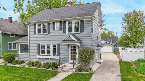708 E Circle St, Appleton, WI 54911