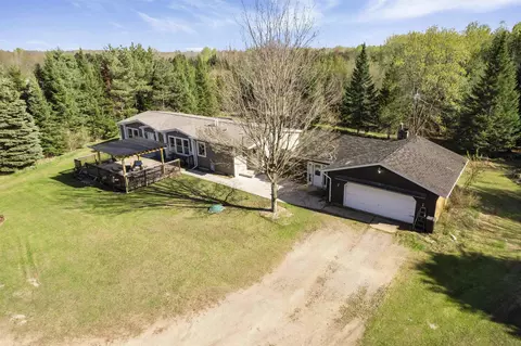 w3059 Hilltop Road, Marinette, WI 54143
