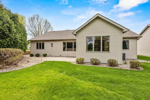 Exterior - 36 Penbrook Cir, Appleton, WI 54913 photo 2 of 13