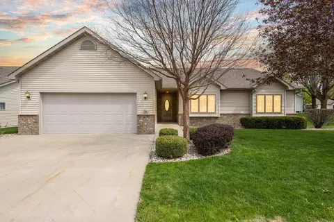Exterior - 36 Penbrook Cir, Appleton, WI 54913 photo 13 of 13