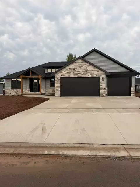 3693 Ella Jo Way, De Pere, WI 54115