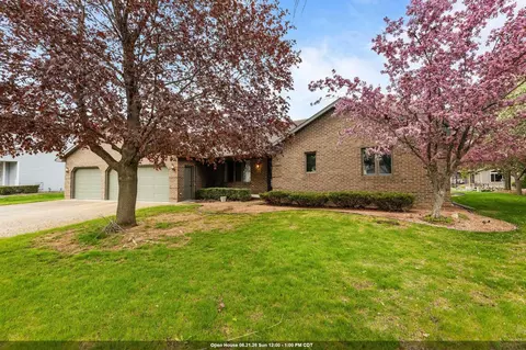 21 Kensington Ct, Appleton, WI 54915