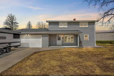 2461 Vandenbergh Pl, Green Bay, WI 54311