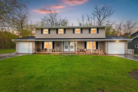 2516 N View Ct, Green Bay, WI 54303