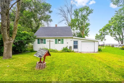 n9015 Debaker Lane, Luxemburg, WI 54217