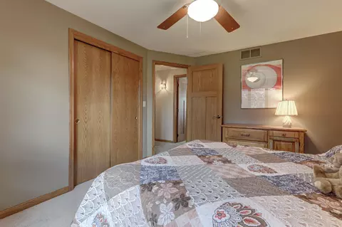 Bedroom - 3401 N Kin St, Appleton, WI 54911 photo 6 of 6
