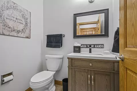 Bath - 4240 N Wedgewood Dr, Appleton, WI 54911 photo 1 of 5