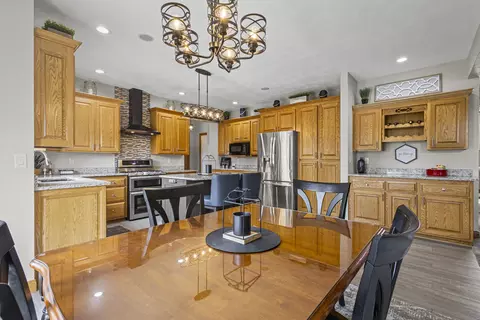 Dining - 4240 N Wedgewood Dr, Appleton, WI 54911 photo 1 of 4