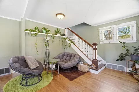 Living - 123 E Harrison St, Appleton, WI 54915 photo 3 of 3