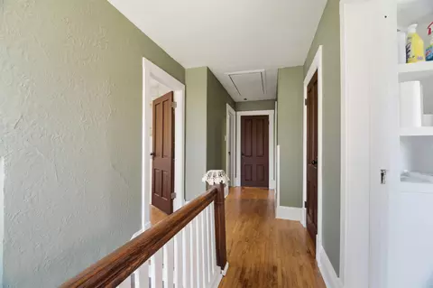 Entry Way - 123 E Harrison St, Appleton, WI 54915 photo 2 of 3