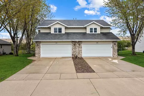 1781 Briarwood Ct, De Pere, WI 54115