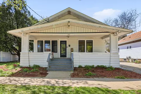 1011 N Fair St, Appleton, WI 54911