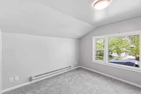 Bedroom - 1011 N Fair St, Appleton, WI 54911 photo 6 of 7