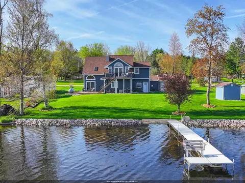 e5694 Waukaunaka Street, Weyauwega, WI 54983
