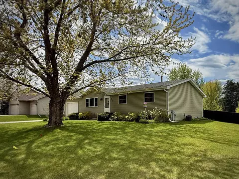 317 Sacramento St, Berlin, WI 54923
