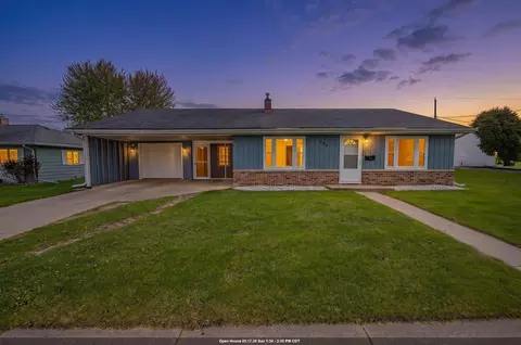 329 S James St, Kimberly, WI 54136