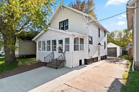 1119 N Richmond St, Appleton, WI 54911