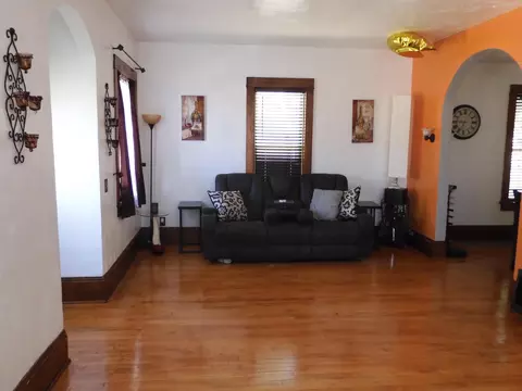 Living - 809 E Hancock St, Appleton, WI 54911 photo 2 of 2