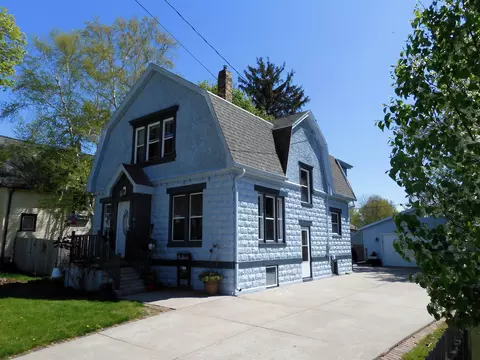 Exterior - 809 E Hancock St, Appleton, WI 54911 photo 3 of 5