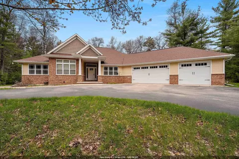 w1188 Country Side Lane, Marinette, WI 54143