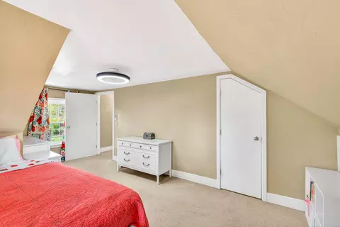 Bedroom - 2425 Barbara Ave, Appleton, WI 54915 photo 7 of 8