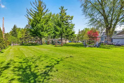 Exterior - 2425 Barbara Ave, Appleton, WI 54915 photo 16 of 17