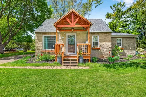 Exterior - 2425 Barbara Ave, Appleton, WI 54915 photo 2 of 17