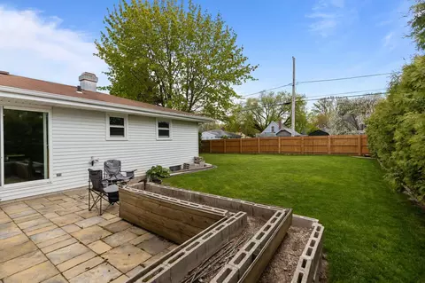 Exterior - 543 E Murray Ave, Appleton, WI 54915 photo 3 of 11