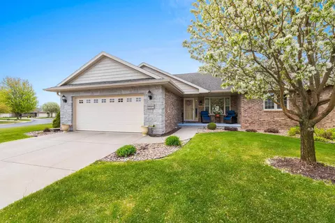 1031 Misty Meadow Cir, De Pere, WI 54115