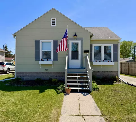 252 E Scott St, Fond Du Lac, WI 54935