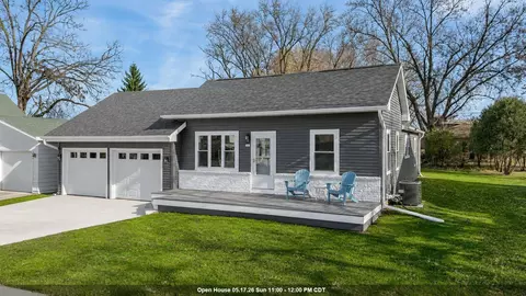 303 S 1st Ave, Winneconne, WI 54986