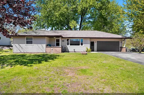 n1579 Ridgeway Drive, Greenville, WI 54942