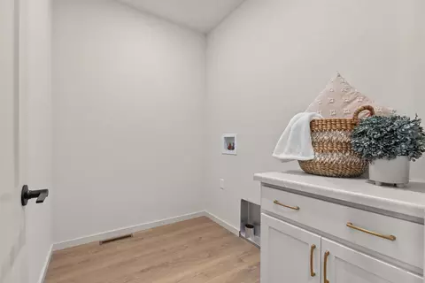 3609 E Gladiolus Pl, Appleton, WI 54913 photo 4