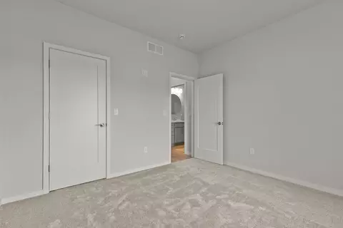 Bedroom - 3609 E Gladiolus Pl, Appleton, WI 54913 photo 4 of 4