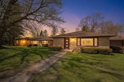 510 E Main St, Suring, WI 54174